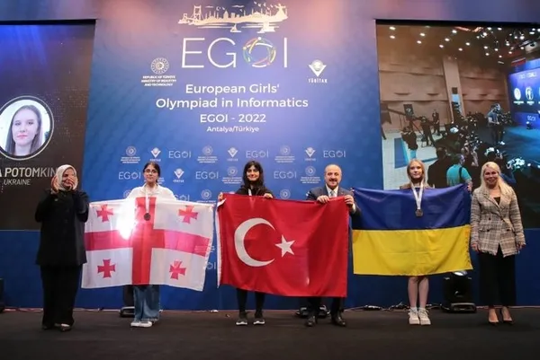 Sanayi ve Teknoloji Bakanı Mustafa Varank: Bilimin kalbi geçmişte olduğu gibi Türkiye'de atmaya devam edecek - 4