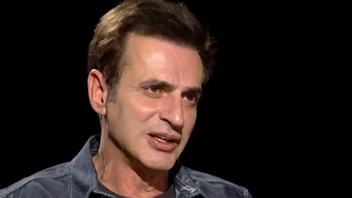 Teoman ilk kez konuştu: 'Annem yıllarca benden utandı'