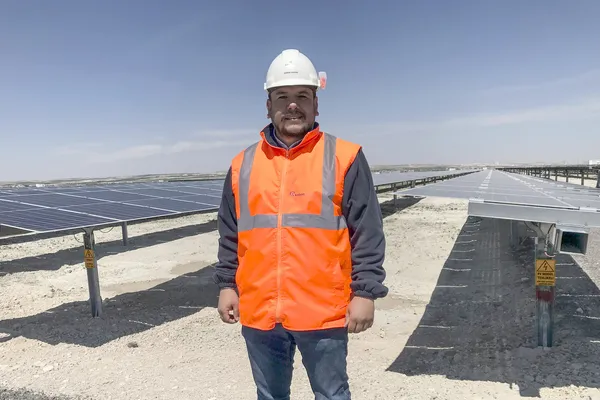 Karapınar GES Avrupa'nın en büyük güneş enerjisi santrali olacak! Tek güneş paneli 50 ağaç kadar karbon emisyonunu azaltıyor - 2