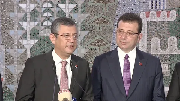 iyi-partide-yaprak-dokumu-suruyor-alasehir-teskilatinda-21-yonetim-kurulu-uyesi-gorevlerinden-istifa-etti-1702918509728.jpg İYİ Parti'de yaprak dökümü sürüyor! Alaşehir teşkilatında 21 yönetim kurulu üyesi görevlerinden istifa etti