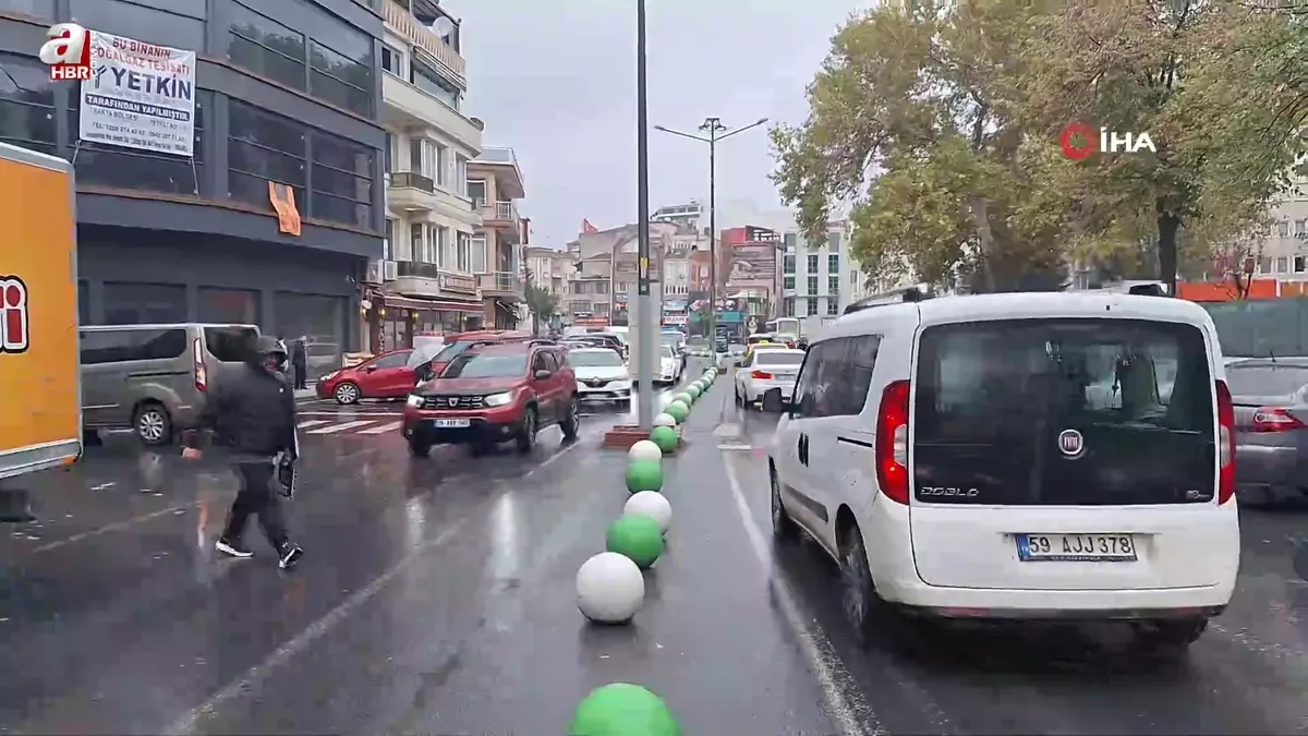 Kırklareli’nde sağanak yağış etkili oluyor