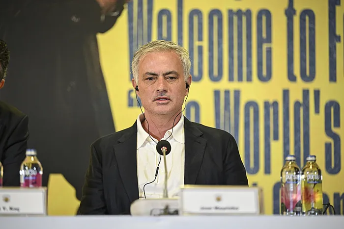 fenerbahcenin-yeni-teknik-direktoru-jose-mourinhodan-carpici-sozler-1717416035583.jpg Fenerbahçe'nin yeni teknik direktörü Jose Mourinho'dan çarpıcı sözler: Sesimi yükseltmem gerekirse... - 4