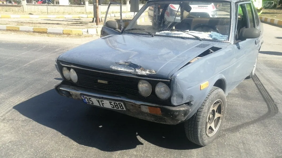 Isparta'da iki otomobil çarpıştı: 1 yaralı