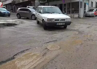 Milas’ta yağış sonrası yollar çamura döndü