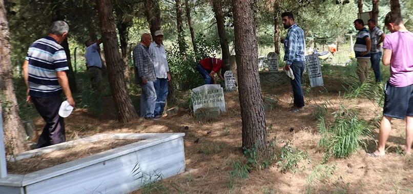 Mezarlık satıldı