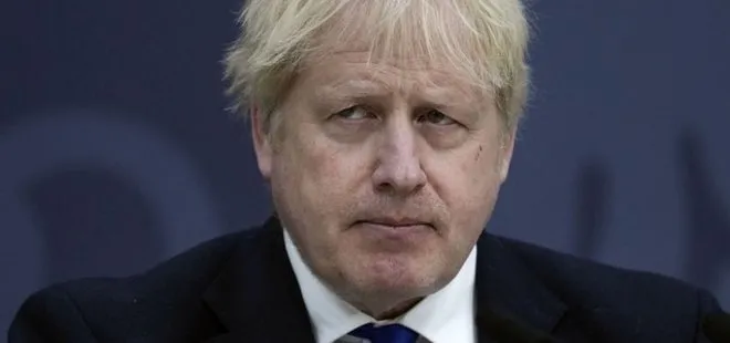 Son dakika: İngiltere’de hükümet krizi | 2 bakanın ardından devlet bakanı da istifa etti