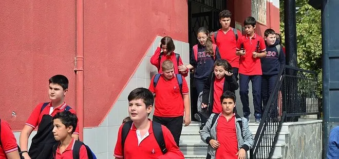 27 Eylül Cuma İstanbul okullar tatil mi? İstanbul Valiliği son dakika açıklaması İstanbul’da yarın okullar tatil mi?