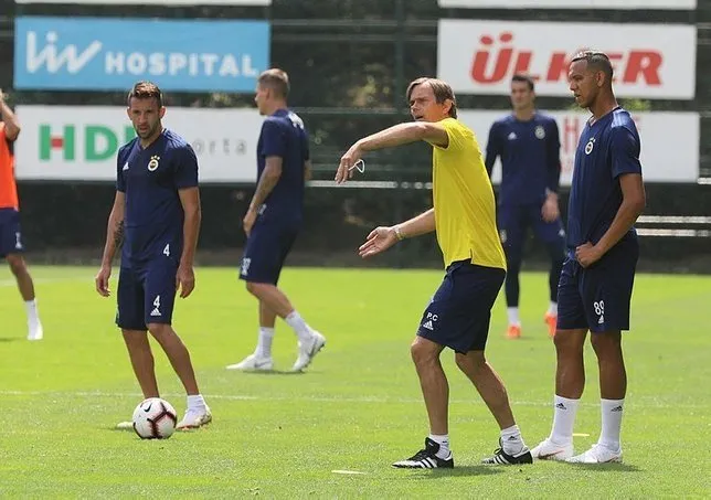 Cocu istedi Comolli bitiriyor