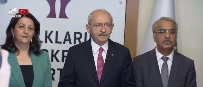 İYİ Parti’de istifalar devam ediyor! Vehbi Yaşar’dan Meral Akşener’e tepki... Yeni istifaların gelebileceği sinyalini verdi