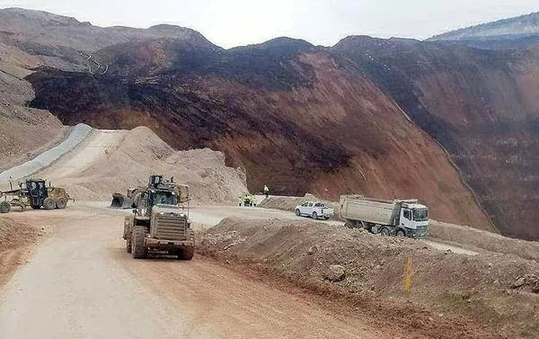 adalet-bakani-yilmaz-tunctan-aymnin-can-atalay-kararina-iliskin-yorum-yetkisizlik-nedeniyle-ret-karari-vermesi-1708681748847.jpg Adalet Bakanı Yılmaz Tunç'tan AYM'nin Can Atalay kararına ilişkin yorum: Yetkisizlik nedeniyle ret kararı vermesi gerekirdi - 3