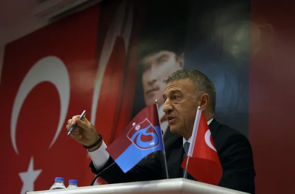 trabzonspor-baskani-ahmet-agaoglu-mayis-ayinda-sampiyonun-kim-oldugunu-gorecegiz-1667047913649.jpg Trabzonspor Başkanı Ahmet Ağaoğlu: Mayıs ayında şampiyonun kim olduğunu göreceğiz - 1