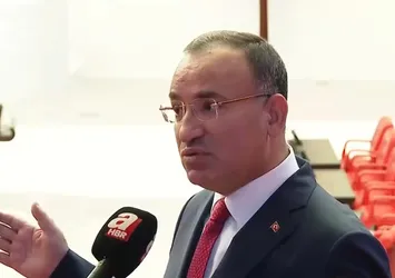 15 Temmuz gecesi Meclis'te neler oldu? Bekir Bozdağ ve Efkan Ala A Haber'de anlattı