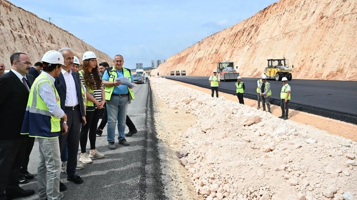 2,5 saatlik yol 18 dakikaya düşecek! "Türkiye'de en hızlı bitirdiğimiz otoyol olacak"