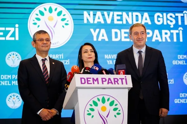 dem-partide-skandallar-furyasi-dspli-aksakal-ile-tartisan-demli-sirri-sakiktan-pkk-guzellemesi-sen-daglarin-hi-1713992407641.jpeg