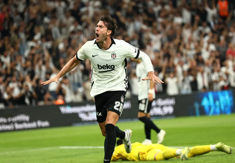 Kara Kartal'a golcüsünden kötü haber! Vlahovic sakatlandı - 2