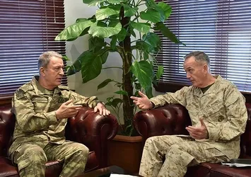 Akar ve Dunford İncirlik'te görüştü