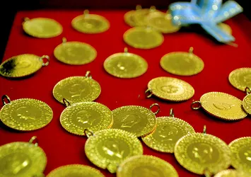 Altının gramı güne düşüşle başladı