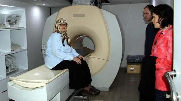 170 kiloluk hasta MR cihazına sığmayınca bakın ne yaptı!