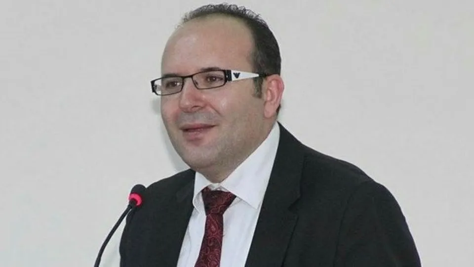 FETÖ’nün belediyeler imamı Erkan Karaarslan’dan CHP’li isme kaset mesajı: Uygunsan tekneye gel