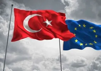 AB'den Türkiye'ye sığınmacı övgüsü