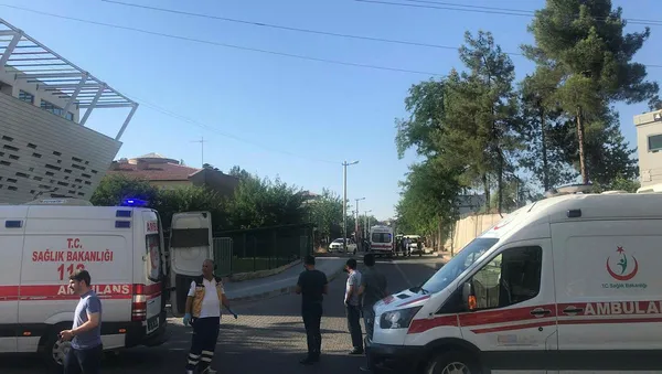 Son dakika! Diyarbakır’da saldırı: Yaralılar var