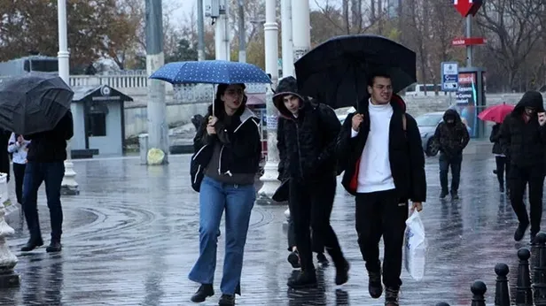 Antalya'da yarın okullar tatil mi? 12 Aralık Pazartesi Antalya'da okullar tatil edildi mi? Antalya Valilik açıklaması... - 3