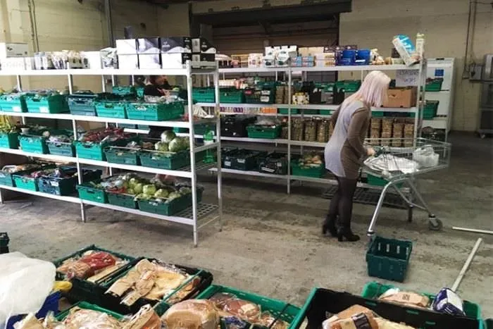 İngiltere’de artık gıda satan süpermarket açıldı