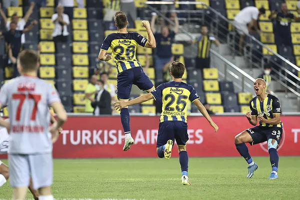 fenerbahce-2-antalyaspor-0-mac-sonucu-1629665443070.jpg Fenerbahçe: 2 - Antalyaspor: 0 MAÇ SONUCU | Fenerbahçe son anlarda güldü - 1