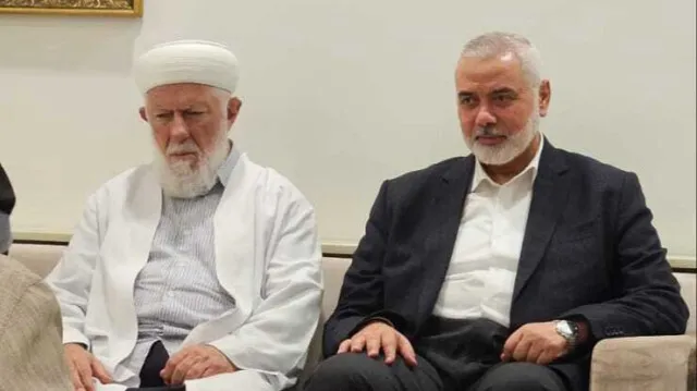 hamas-lideri-haniyeden-ismailaga-cemaatine-taziye-ziyareti-1714074187789.jpg Hamas lideri Haniye'den İsmailağa Cemaati'ne taziye ziyareti - 3