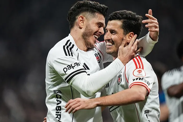 besiktas-evinde-doludizgin-kartal-ceyrek-finale-uctu-1772652390984.jpeg Beşiktaş evinde doludizgin! Kartal çeyrek finale uçtu - 2