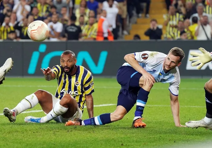 fenerbahce-903te-guldu-fenerbahce-dinamo-kiev-2-1-mac-sonucu-ozet-1662663068515.jpg Fenerbahçe 90+3'te güldü | Fenerbahçe - Dinamo Kiev: 2-1 (MAÇ SONUCU ÖZET) - 5
