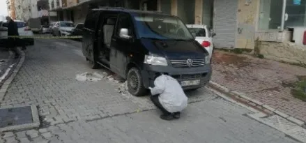 esenyurtta-kahreden-olay-3-yasindaki-ali-minibusun-altinda-can-verdi-1647264442321.jpg Esenyurt’ta kahreden olay: 3 yaşındaki Ali minibüsün altında can verdi - 4