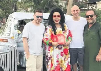 Bülent Ersoy'un 20 bin dolarlık aracı