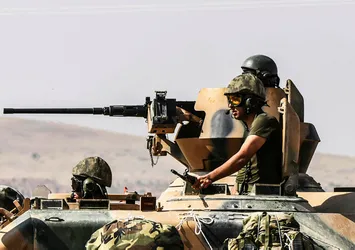 Sınırda eller tetikte! İlk hedef Afrin