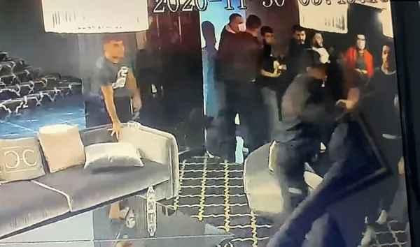 Oktay Kaynarca Eşkıya Dünyaya Hükümdar Olmaz setinin basılmasında yaşananları anlattı! Kadınlara saldırdılar - 1