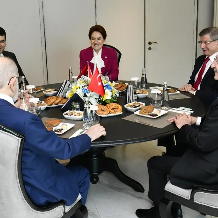 İYİ Parti’de işler karıştı! Hangisi yalan söylüyor