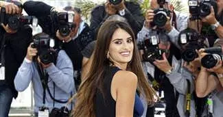 Var mı daha güzel korsan?