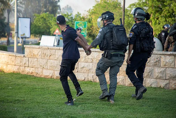 israil-basbakani-netanyahudan-skandal-aciklama-bir-savas-ortamindayiz-ve-tum-gucumuzle-saldiracagiz-1620765720555.jpg İsrail Başbakanı Netanyahu'dan skandal açıklama! "Bir savaş ortamındayız ve tüm gücümüzle saldıracağız" - 2