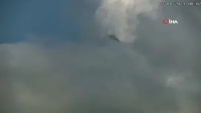 Yüzlerce kişi tahliye edildi