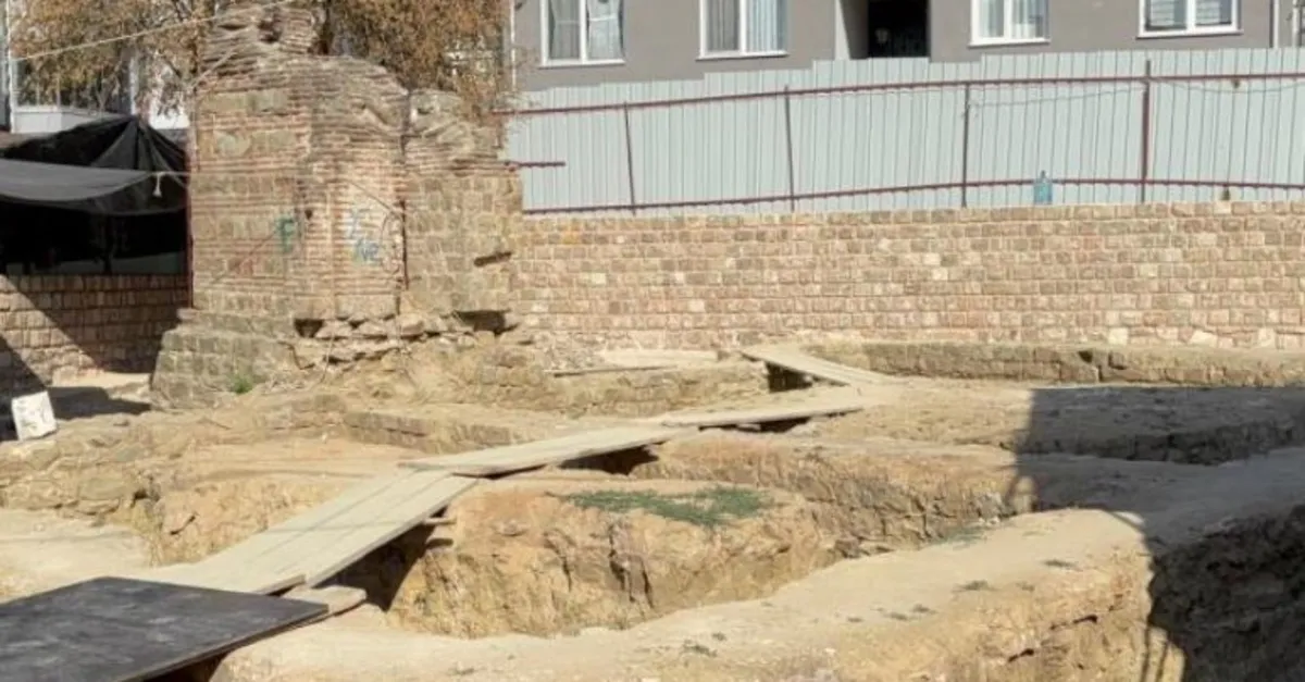 Çokalca Camisi yeniden ayağa kaldırılıyor