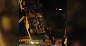 Kahramanmaraş’ta otomobil su kanalına düştü: 2 yaralı