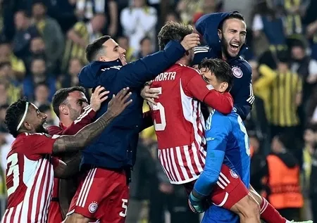 Ahmet Çakar’dan olay iddia! İşte Fenerbahçe Olympiakos maçının ardından yaşananlar