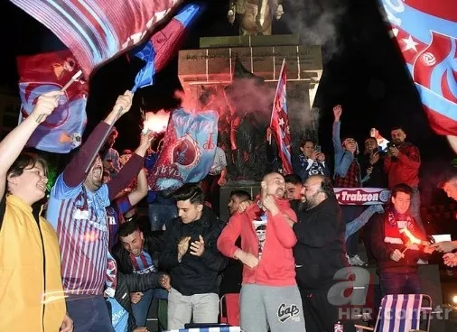 Bordo-mavili takım tarih yazdı! Trabzonsporlular meydanları doldurdu! 38 yıl sonra gelen şampiyonluk sevinci 13