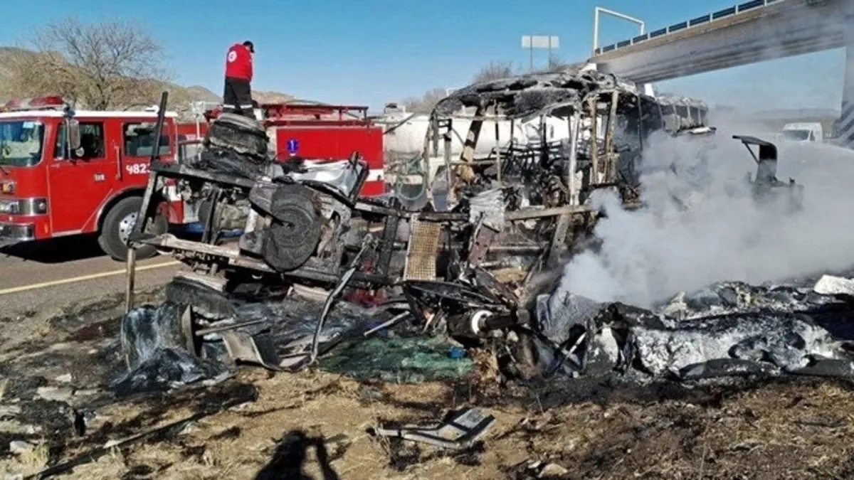 Meksika'da feci otobüs kazası! Çok sayıda ölü ve yaralı var