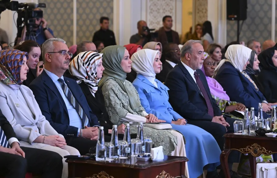 ally-for-future-kurucusu-esra-albayrak-musluman-kadina-bicilen-rol-hic-degismedi-1782131031338.jpeg Fotoğraf: AA