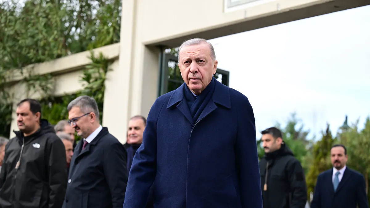 Başkan Erdoğan cuma namazını Hz. Ali Camisi'nde kıldı