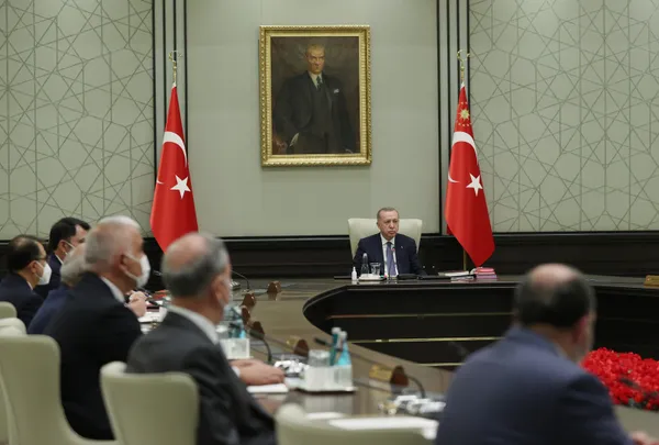 Son dakika: Emekli ikramiyesi artacak mı? Cumhurbaşkanlığı Kabinesi yarın toplanıyor! Masada Rusya-Ukrayna savaşı da var - 2