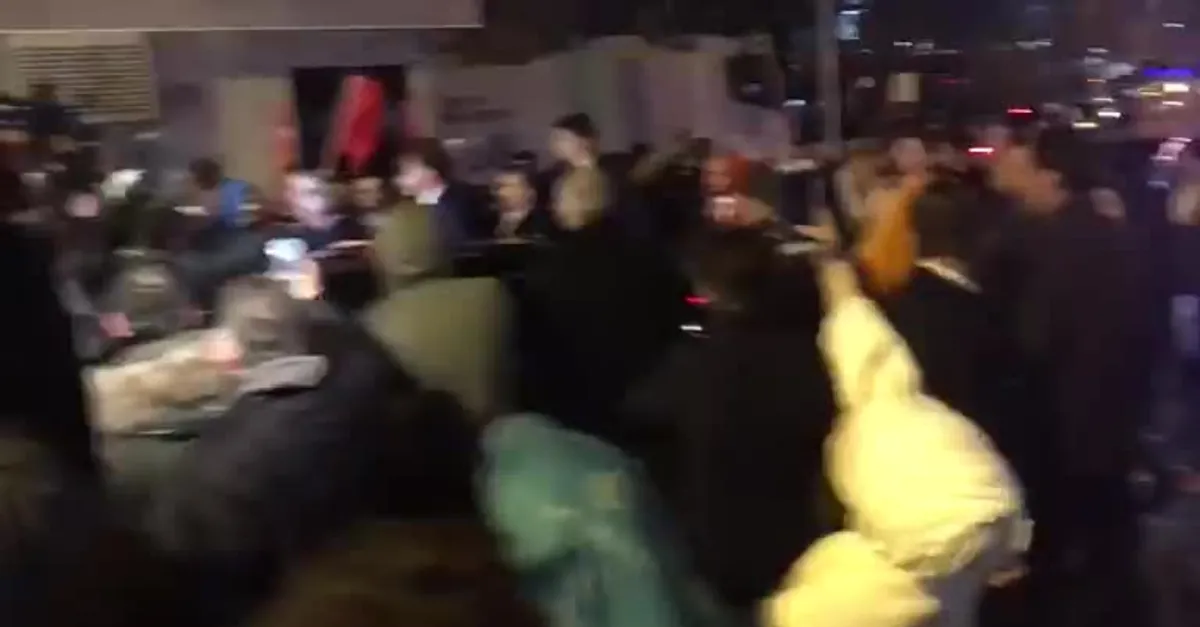 Binali Yıldırım kutlamaları kabul etti