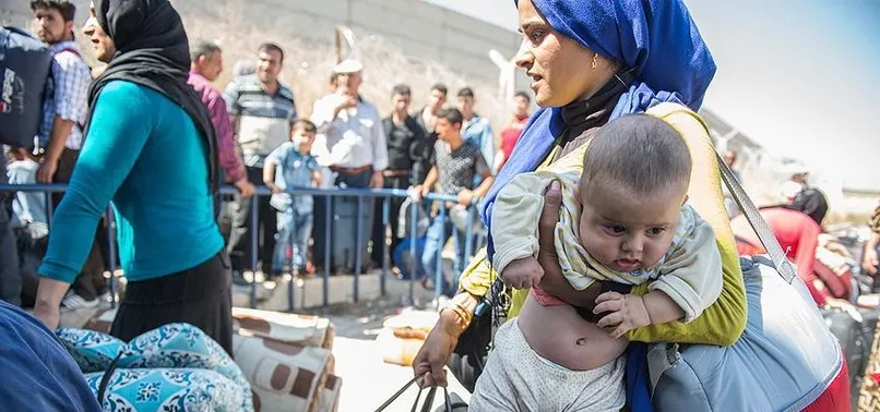Cerablus'a bir haftada bin 700 Suriyeli döndü