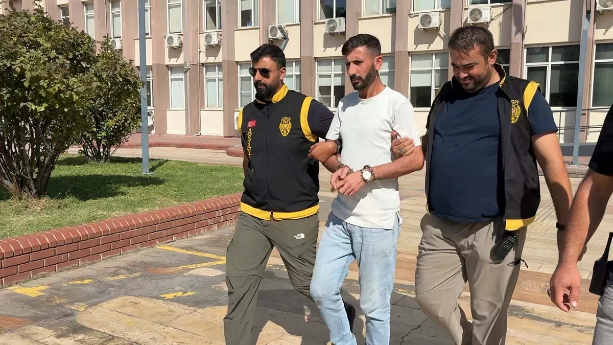 Firari kafede yakalanıp cezaevine teslim edildi! Kaçmaya çalışırken tekrar yakalandı: Bu sefer kaçamam
